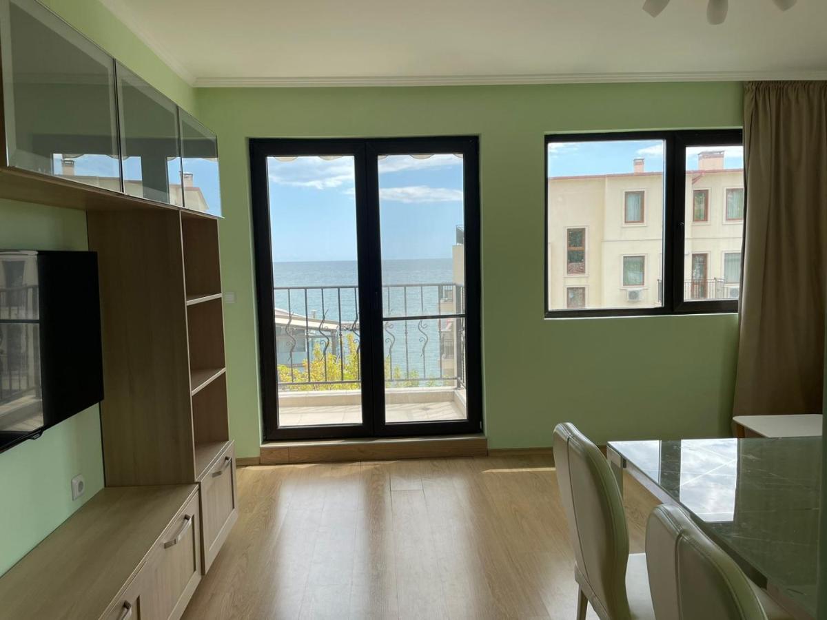 Sea View Apartment Balchik Extérieur photo