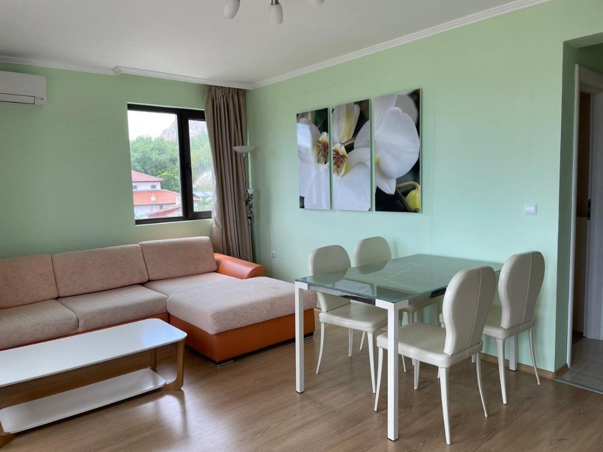 Sea View Apartment Balchik Extérieur photo